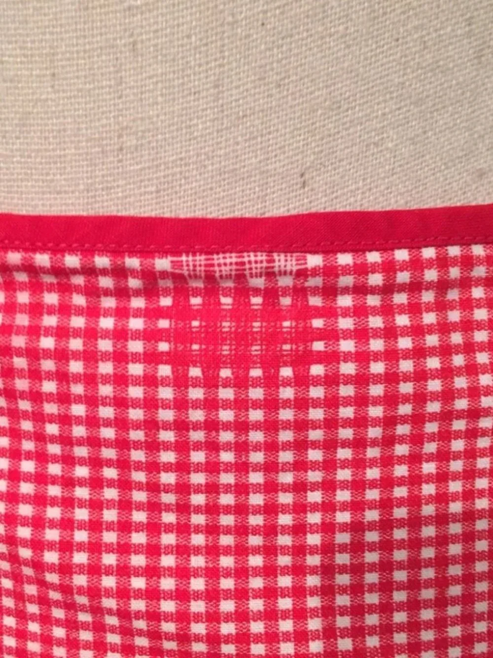 Vintage hand made red white gingham scalloped half apron